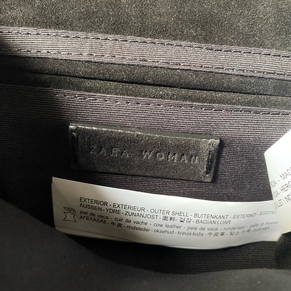 Zara Metallic Detail Leather Crossbody Bag. Black colour. - Picture 8 of 14